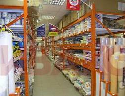 Компания "БасМаркет": стеллажи Cash&Carry, рулонные